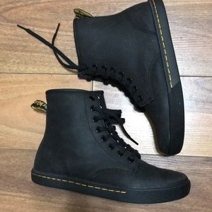 Dr. Martens Sheridan canvas boots